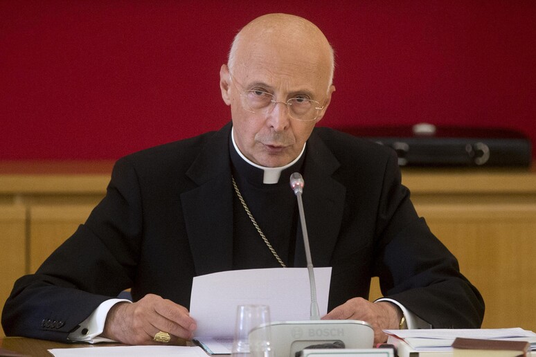 Cardinal Bagnasco, presidente della Cei - RIPRODUZIONE RISERVATA