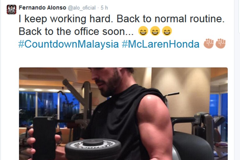 Alonso twitta foto da palestra - RIPRODUZIONE RISERVATA