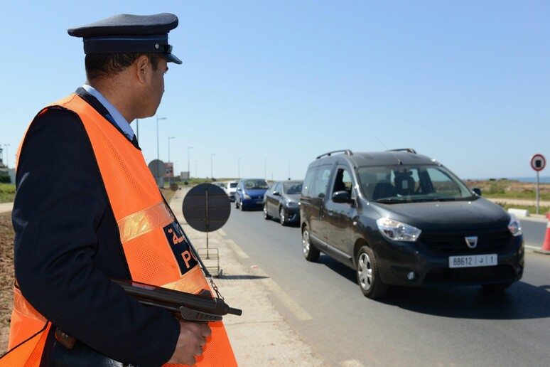 Controlli di polizia a Rabat - RIPRODUZIONE RISERVATA