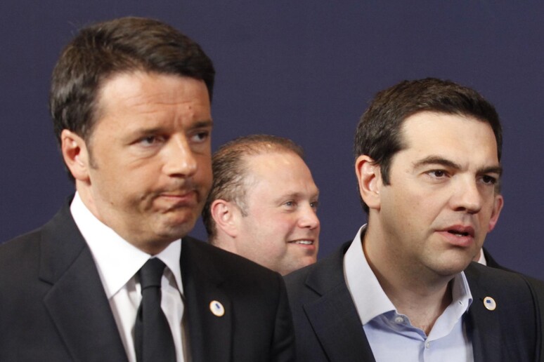 Renzi e Tsipras © ANSA/AP