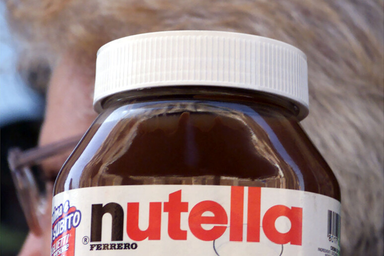Un barattolo di Nutella in un 'immagine d 'archivio - RIPRODUZIONE RISERVATA