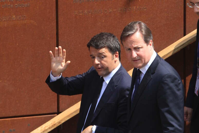 Matteo Renzi e David Cameron ieri a Expo - RIPRODUZIONE RISERVATA