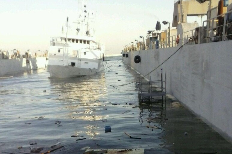 Incidente bacino Livorno - RIPRODUZIONE RISERVATA