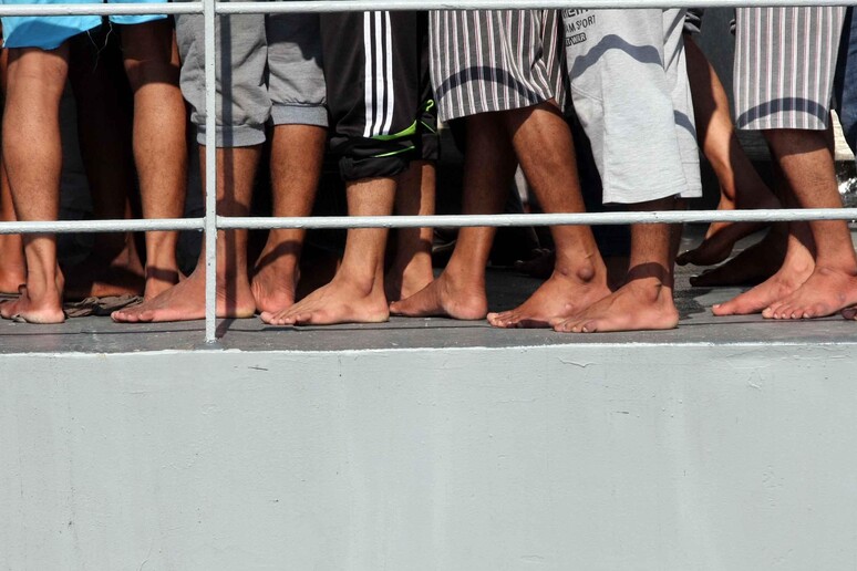 Migranti in una foto di archivio - RIPRODUZIONE RISERVATA