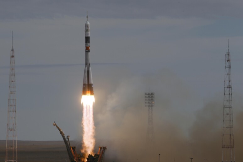 Lanciata la Soyuz con astronauta europeo Mogensen © ANSA/AP