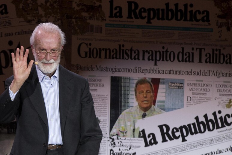 Eugenio Scalfari durante la festa per i quaranta anni del quotidiano La Repubblica, Roma, 14 gennaio 2016 - RIPRODUZIONE RISERVATA