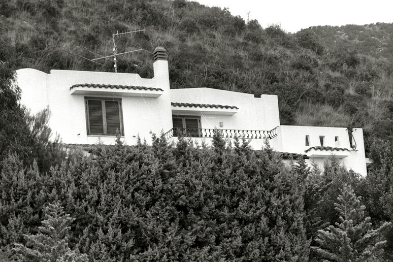 Villa Ghira, luogo del massacro del Circeo, in un 'immagine d 'archivio - RIPRODUZIONE RISERVATA