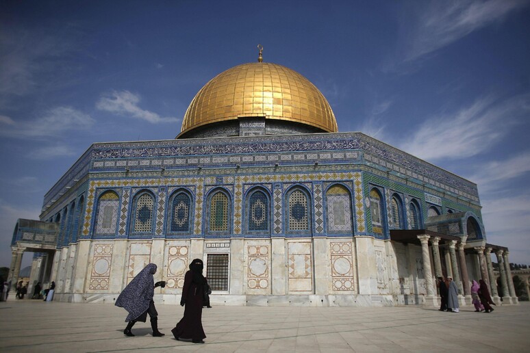 Un 'immagine del Monte Tempio, come gli ebrei chiamano la Spianata delle Moschee a Gerusalemme © ANSA/EPA