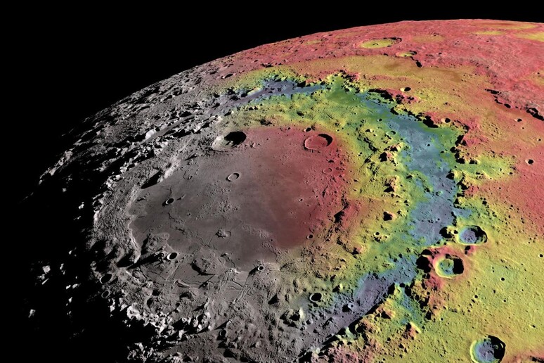 Immagine in falsi colori del Mare Orientale della Luna (fonte: Ernest Wright, NASA/GSFC Scientific Visualization Studio) - RIPRODUZIONE RISERVATA