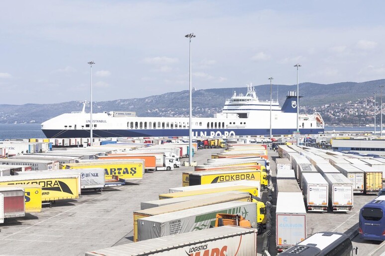 Trieste, quintuplicati treni per Europa Est - RIPRODUZIONE RISERVATA