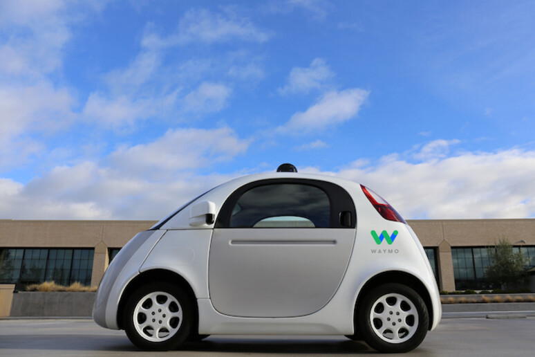 Va in pensione la Google Car, si punta su Chrysler © ANSA/Waymo