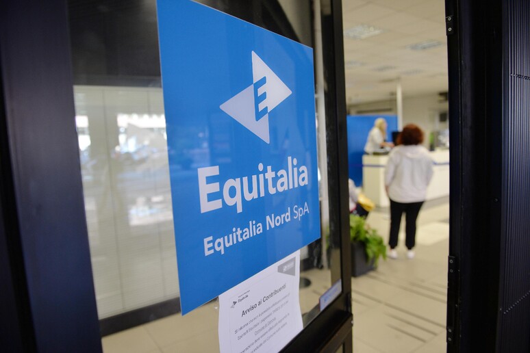 Una vecchia sede di Equitalia ora trasformata in Agenzia per la riscossione - RIPRODUZIONE RISERVATA