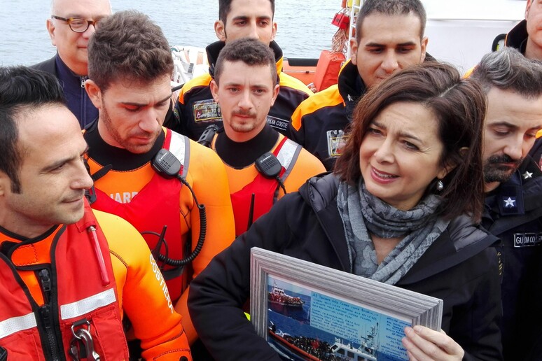Migranti: Boldrini a Lesbo, se affonda Grecia affonda Ue - RIPRODUZIONE RISERVATA
