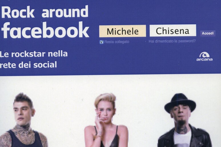 La copertina del libro di Michele Chisena  'Rock around Facebook ' - RIPRODUZIONE RISERVATA