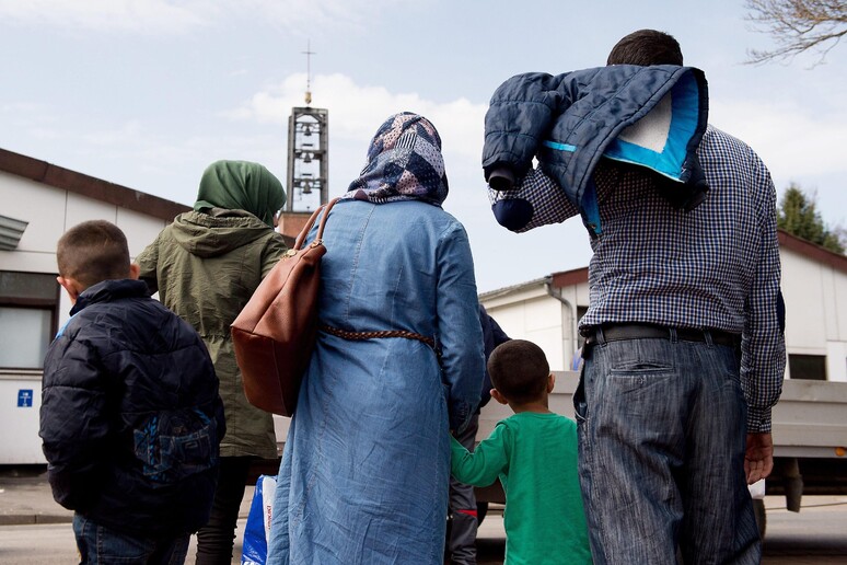 Una famiglia di rifugiati siriani in Germania © ANSA/EPA