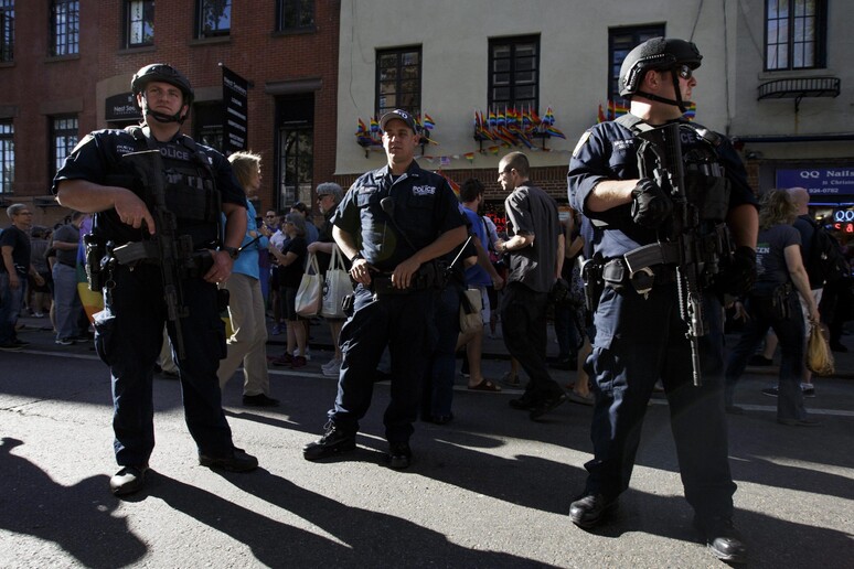 Polizia negli Usa © ANSA/EPA