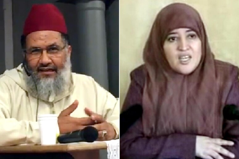 'Gli amanti del Mur ', due eminenti islamisti marocchini sorpresi a fare sesso in auto, e ' scandalo nel bel mezzo della campagna elettorale (foto tratte da Youtube) -     RIPRODUZIONE RISERVATA