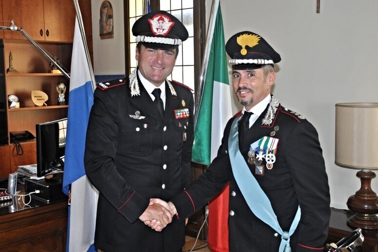 Il tenente colonnello Massimo Rosati lascia il reparto operativo di Bolzano - RIPRODUZIONE RISERVATA
