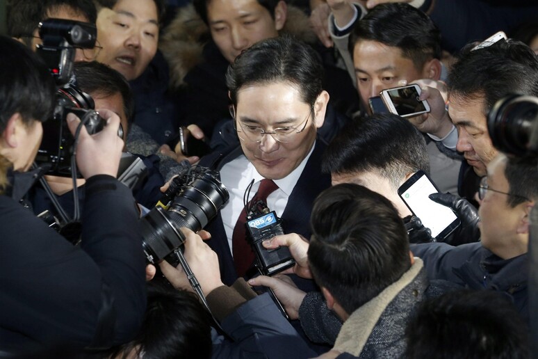 Samsung heir grilled over corruption scandal © ANSA/EPA