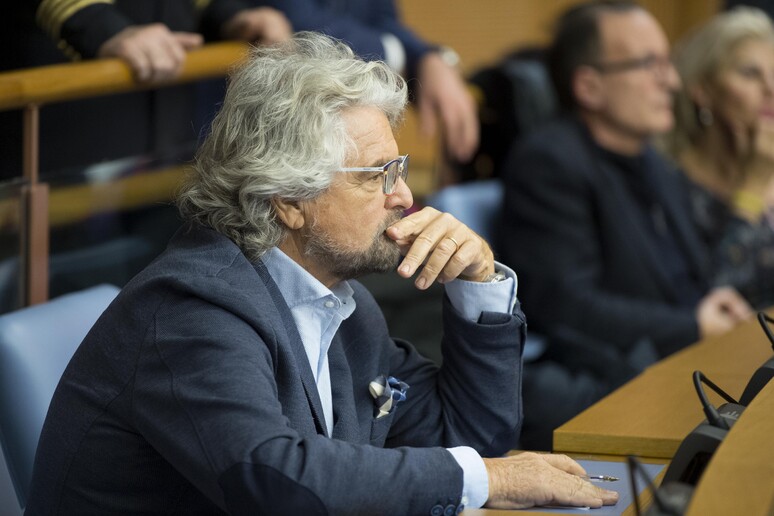 M5s: Beppe Grillo a Montecitorio - RIPRODUZIONE RISERVATA
