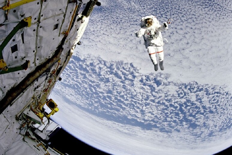 I voli di lunga durata potrebbero indurre modifiche nel cervello degli astronauti (fonte: NASA/Flickr) - RIPRODUZIONE RISERVATA