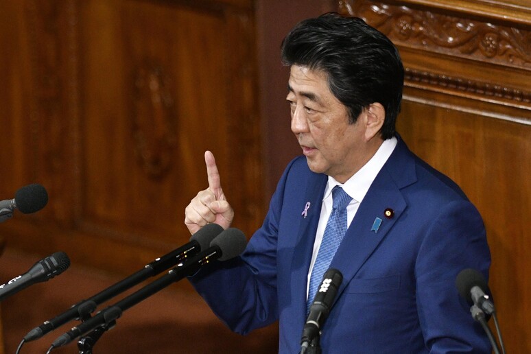 Il premier giapponese Shinzo Abe © ANSA/EPA