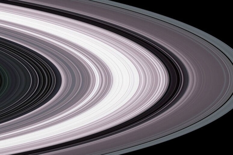 Gli anelli di Saturno sono più giovani dei dinosauri (fonte: Nasa/Jpl) - RIPRODUZIONE RISERVATA