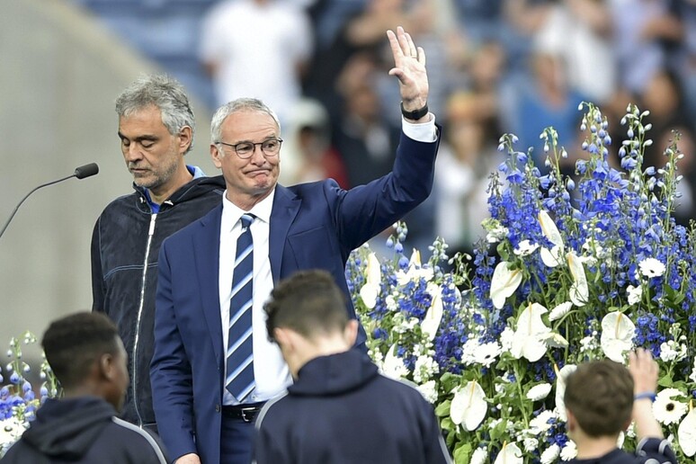 Ranieri saluta giocatori,  'Emozione? Addio normale ' © ANSA/EPA