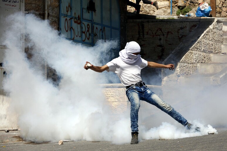 Una protesta palestinese © ANSA/EPA