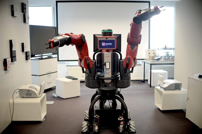 Commissione Ue dice no a tassa su robot, ferma progresso - RIPRODUZIONE RISERVATA