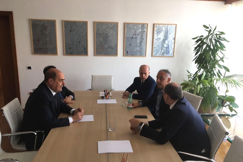 L 'incontro tra il presidente dell 'AS Roma, James Pallotta ed il governatore della  Regione Lazio, Nicola Zingaretti - RIPRODUZIONE RISERVATA