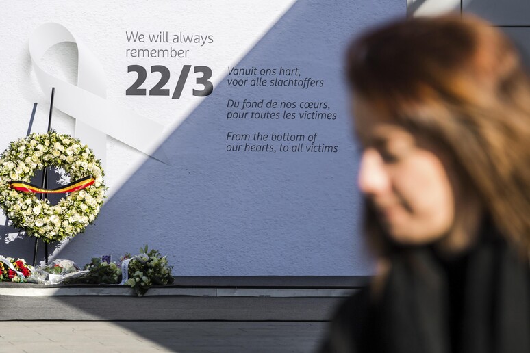 Bruxelles si ferma per ricordare un anno dopo l 'orrore © ANSA/AP