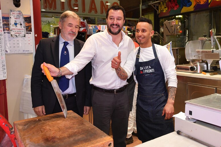 Salvini al Mercato in centro Genova, libereremo la citt - RIPRODUZIONE RISERVATA