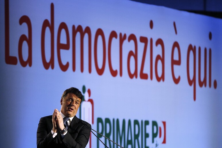 Foto d 'archivio di un comizio di Matteo Renzi - RIPRODUZIONE RISERVATA