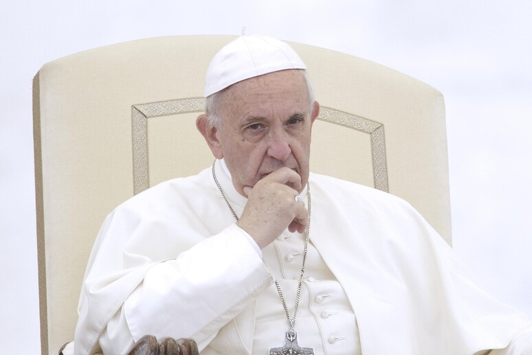 Papa Francesco in una recente immagine - RIPRODUZIONE RISERVATA