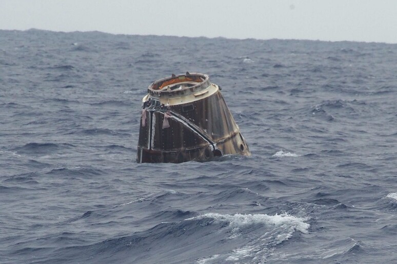 Rientrata la capsula Dragon, a bordo anche topi ‘astronauti’ (fonte: Nasa) - RIPRODUZIONE RISERVATA