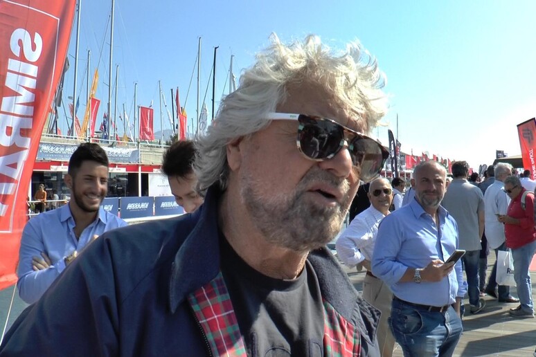 Grillo visita il Salone Nautico di Genova - RIPRODUZIONE RISERVATA