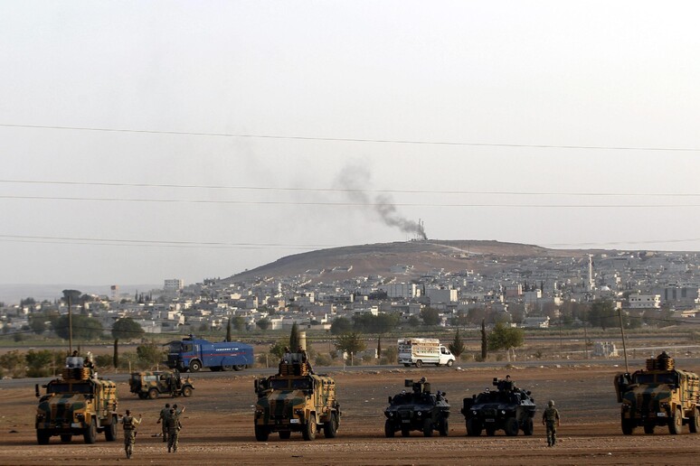 Attacchi dell 'artiglieria turca contro l 'enclave curda di Afrin, in Siria - RIPRODUZIONE RISERVATA