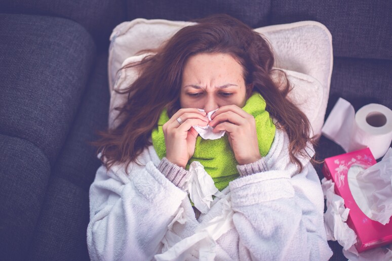 Influenza:7mln italiani in 3 giorni dal medico di famiglia - RIPRODUZIONE RISERVATA