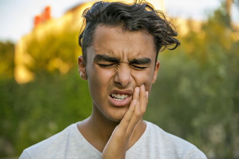 La parodontite colpisce la metà degli over 30 - RIPRODUZIONE RISERVATA