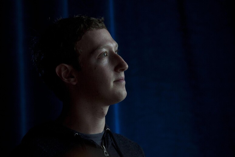Un 'inchiesta del New York Times punta il dito contro i vertici della società, Mark Zuckerberg e Sheryl Sandberg. - RIPRODUZIONE RISERVATA