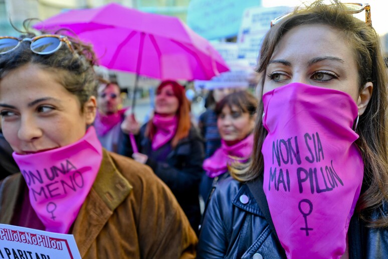 'Non una di meno ', 24/11 daremo mappa volto femminista Roma - RIPRODUZIONE RISERVATA