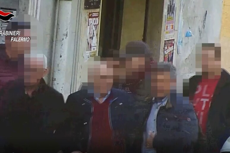 Mafia: torna la Cupola, 46 arresti - RIPRODUZIONE RISERVATA