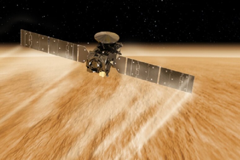 Rappresentazione artistica del veicolo europeo Trace Gas Orbiter (Tgo) in frenata per immettersi nell 'orbita definitiva intorno a Marte (fonte: ESA) - RIPRODUZIONE RISERVATA