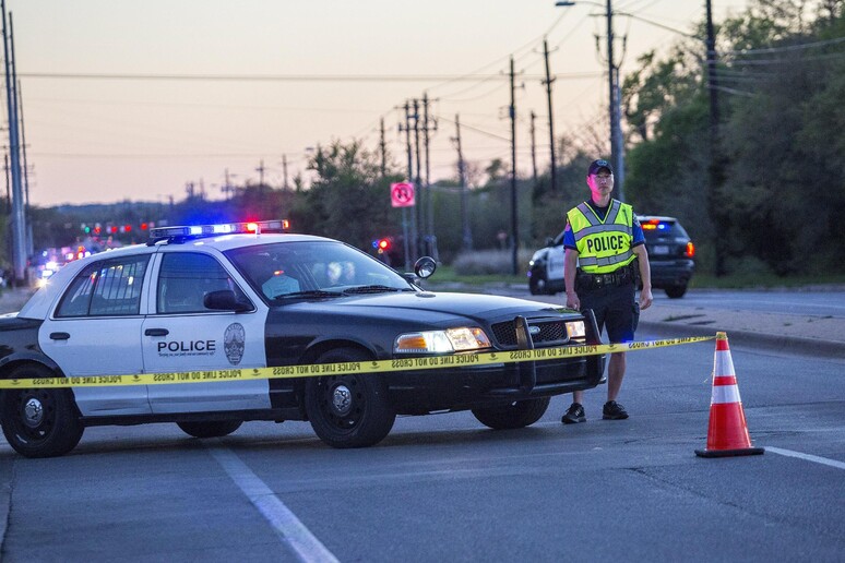 Una pattuglia di polizia in Texas © ANSA/EPA