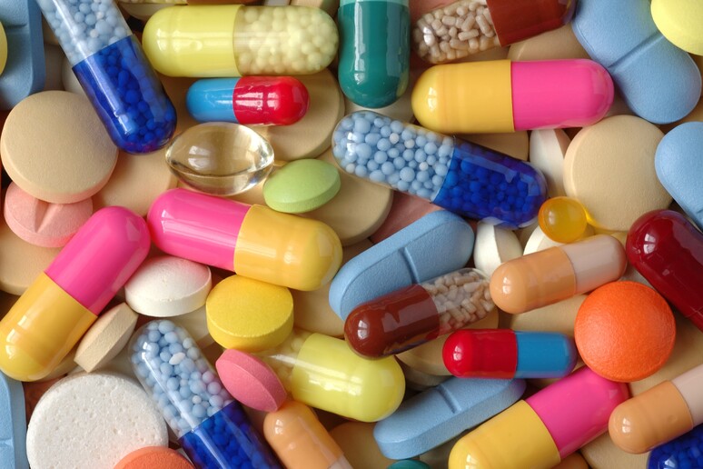 Alcune sostanze contenute nei farmaci, all 'estero sono illegali - RIPRODUZIONE RISERVATA