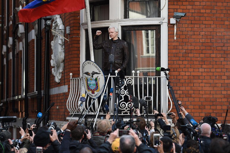 Assange © ANSA/EPA