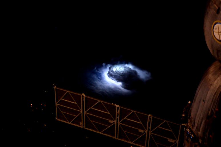 Una tempesta ripresa dalla Stazione Spaziale Internazionale (fonte: DTU Space, ESA, NASA) - RIPRODUZIONE RISERVATA