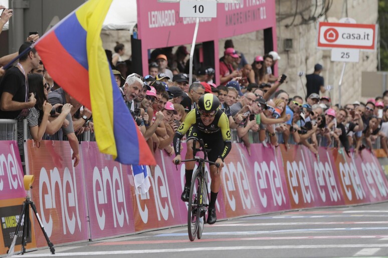 Giro d 'Italia 2018, Esteban Chaves. Foto di archivio © ANSA/EPA