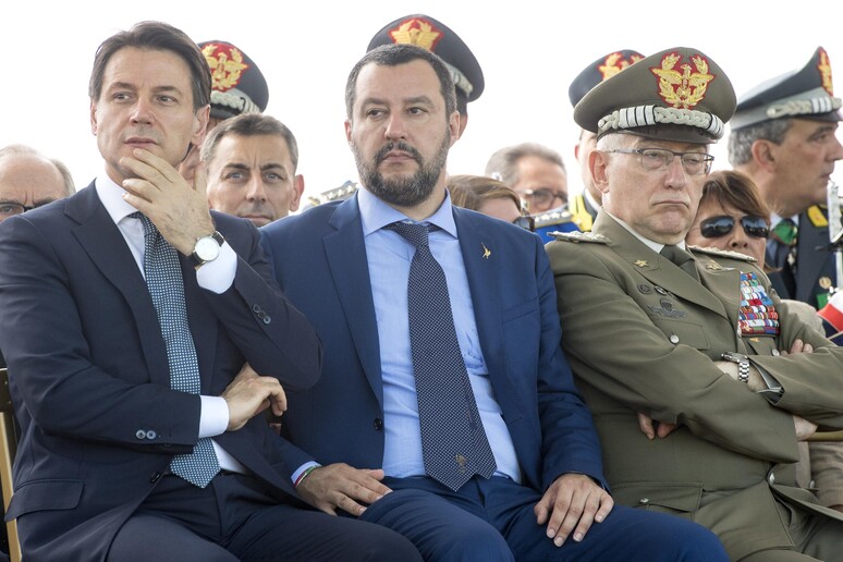 Salvini, chiudere cartelle Equitalia sotto 100mila euro - RIPRODUZIONE RISERVATA